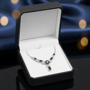 Glamorous Silver-Plated Black Crystal Necklace (2)